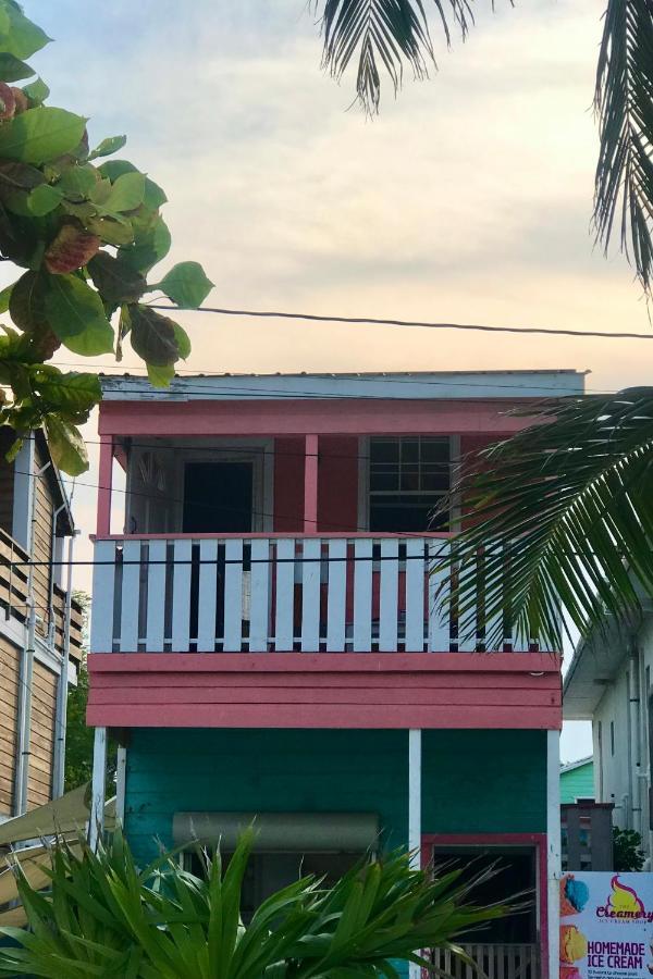 Chila'S Accommodations Caye Caulker Exterior foto