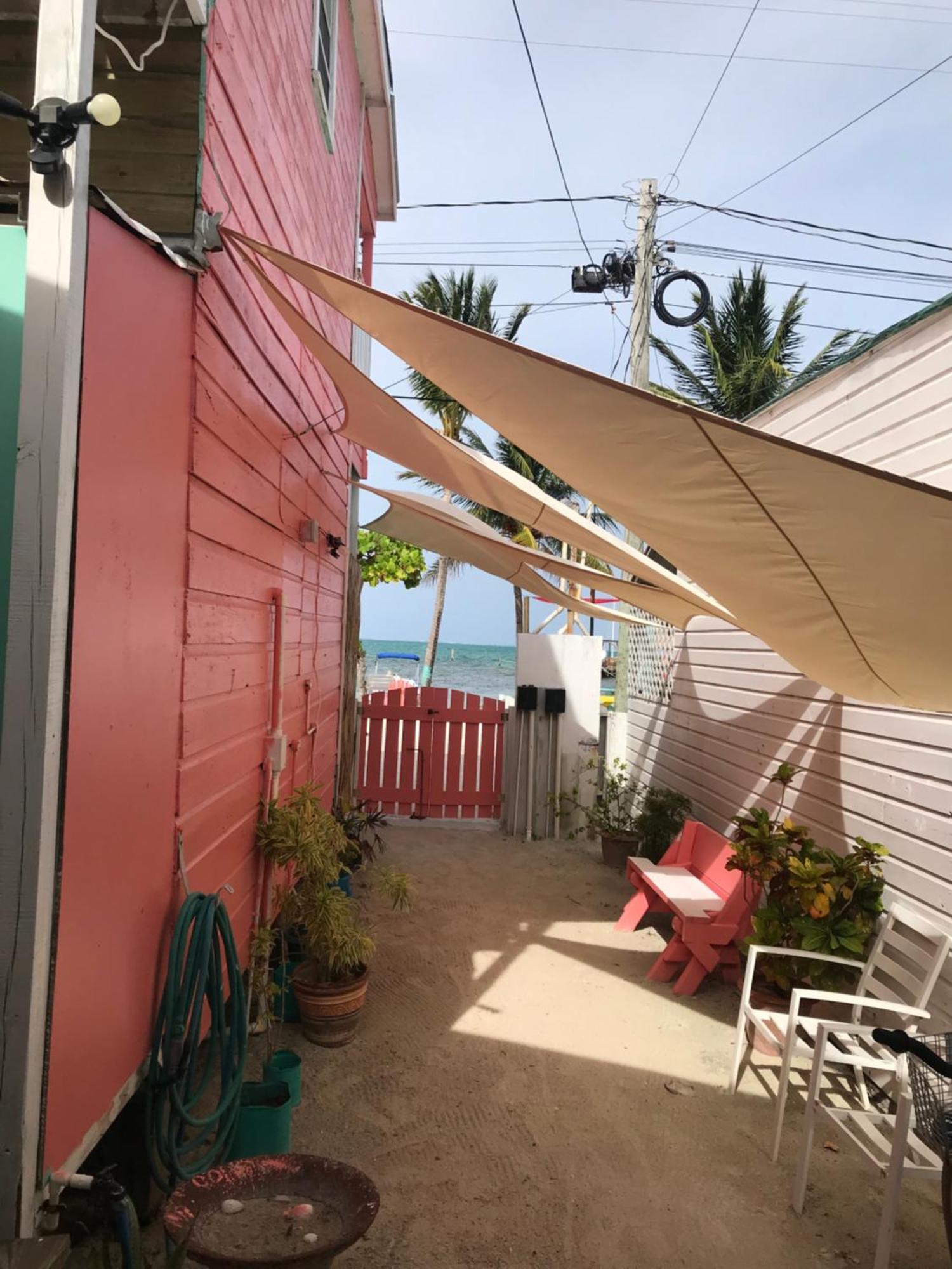 Chila'S Accommodations Caye Caulker Exterior foto